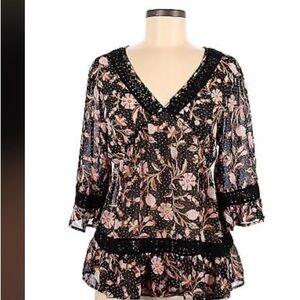 DR 2 Black embroidered blouse 3/4 sleeve like new